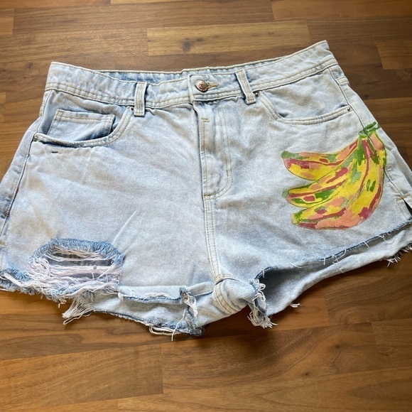 HAND painted crafts distressed artsy jeans shorts - Picture 1 of 10